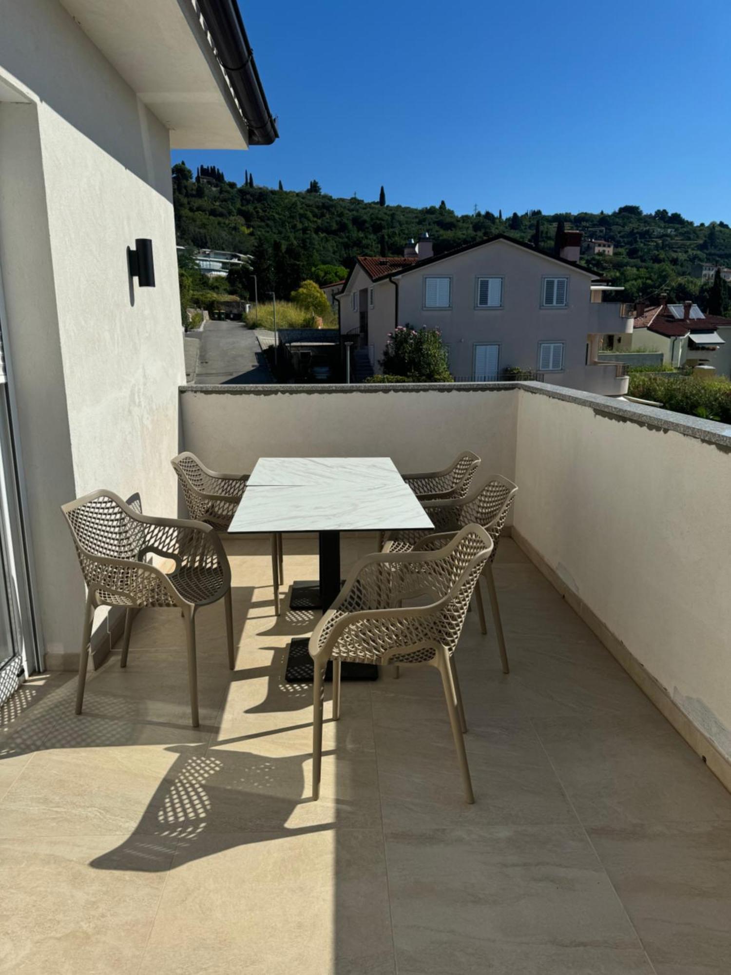 Apartments And Rooms Orazem Zoro Portorož Exterior foto