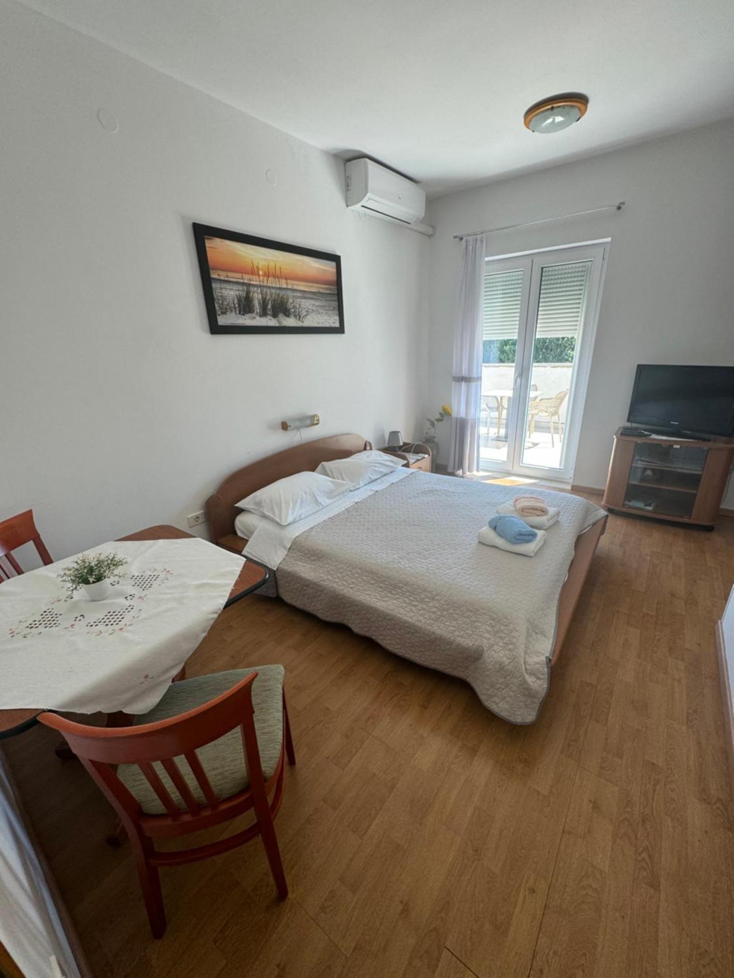 Apartments And Rooms Orazem Zoro Portorož Exterior foto